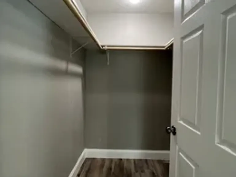 214 La Jolla Dr — Photo 6