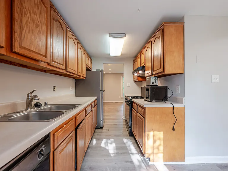 14488 Black Horse Ct — Photo 7