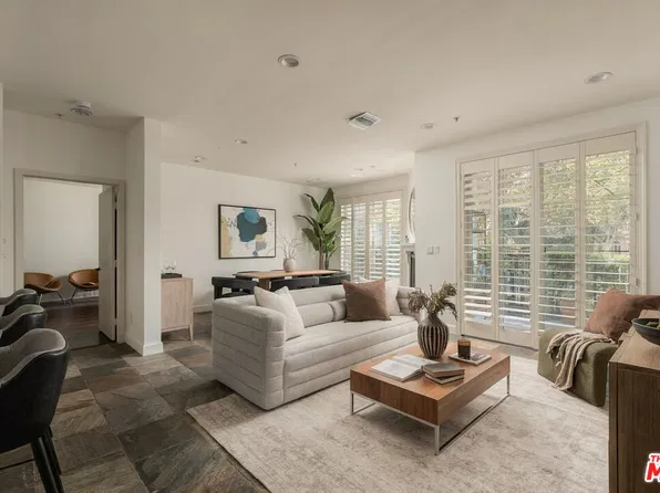 10639 Woodbridge St Unit 101, Toluca Lake, CA 91602