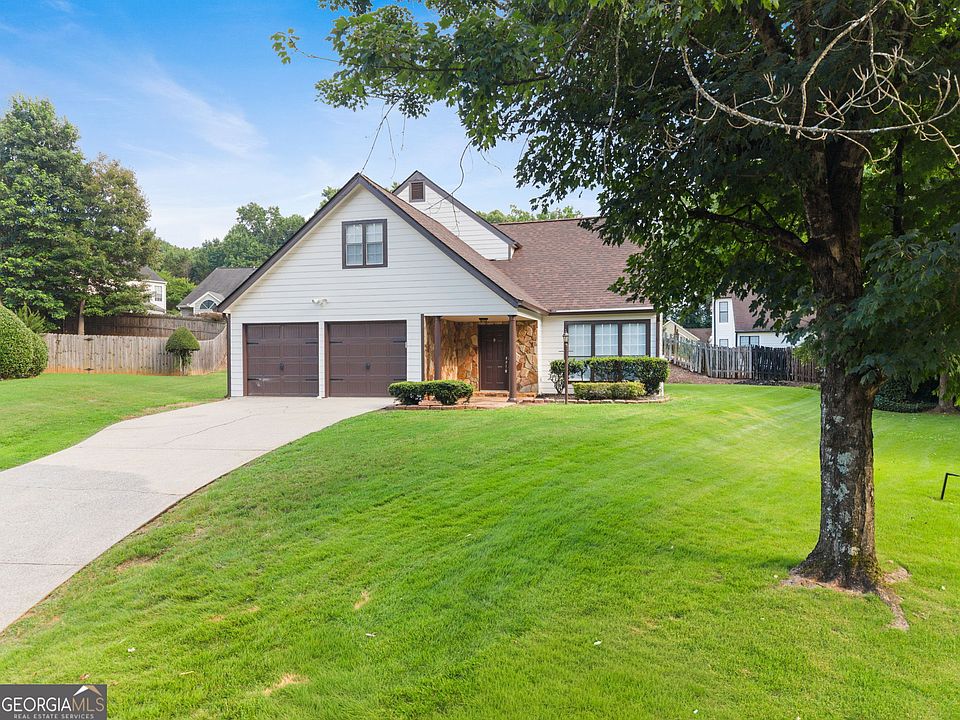 1st image of 920 Cobb Place Manor Dr