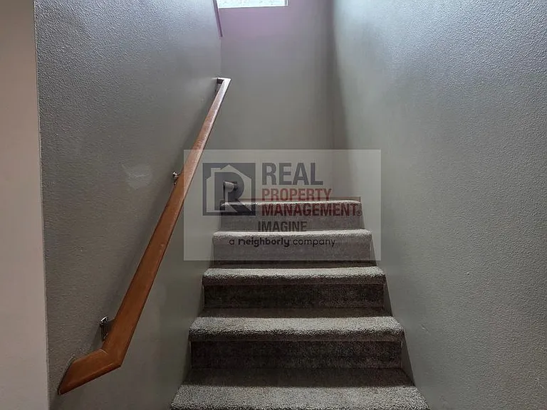 9978 Dragt St SE — Photo 15