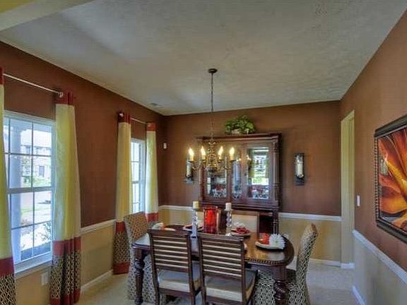 3rd image of 6940 Bolelyn Dr