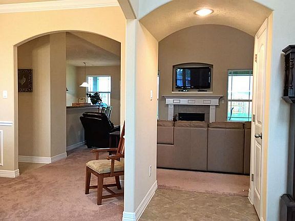 4th image of 9710 Keeneland Cir