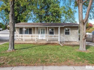 2613 Kent Dr, Springfield, IL 62703