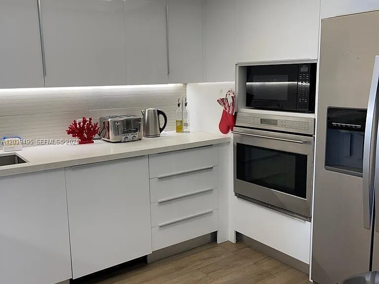 100 Bayview Dr #1521 — Photo 16