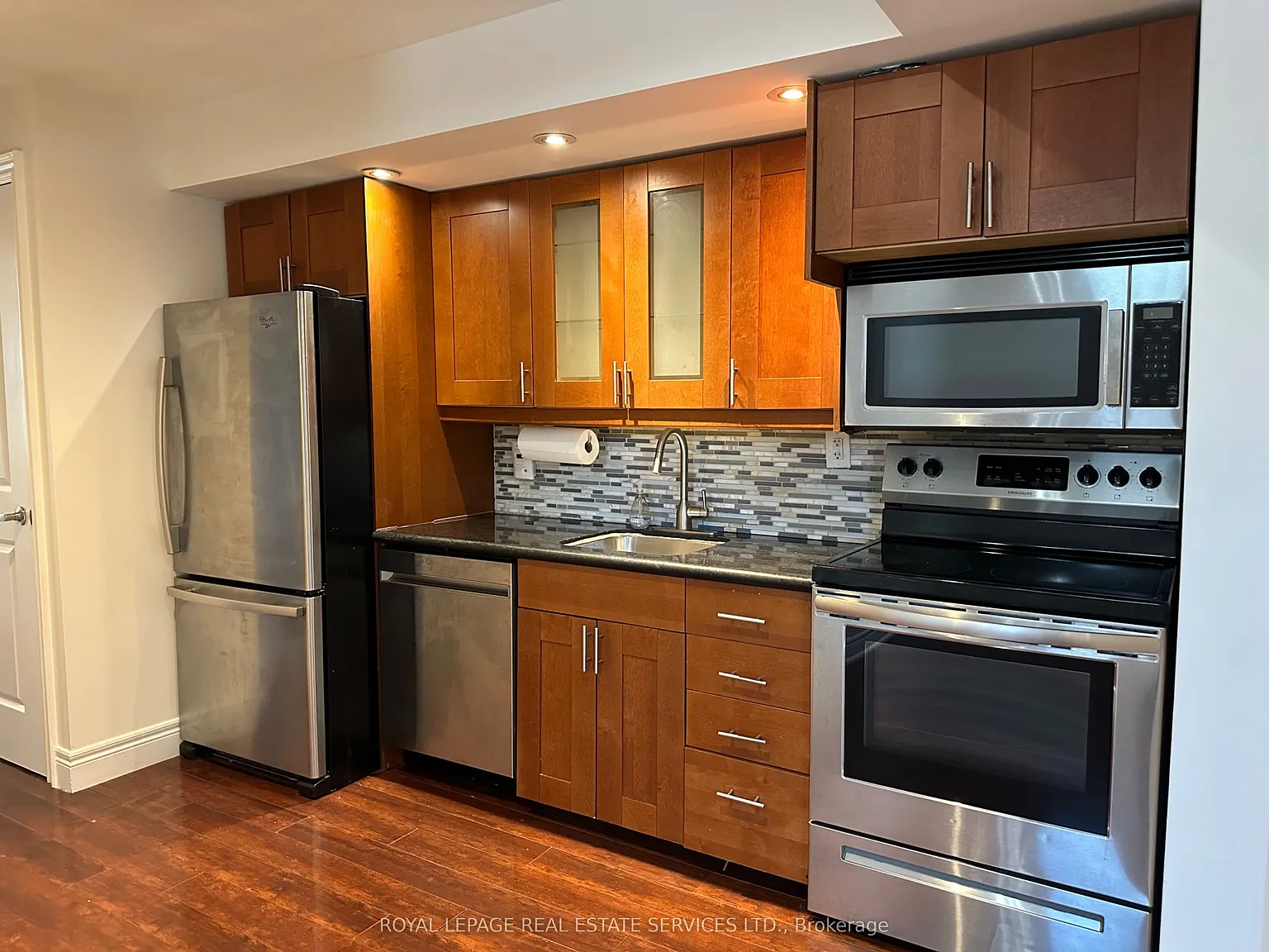 2 bed, $2,500 — Photo 4