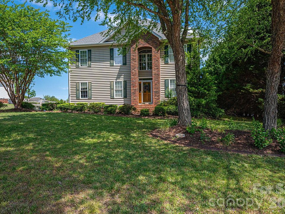 1st image of 962 Huntington Hills Dr