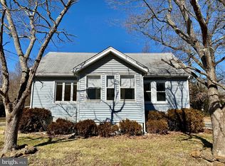 1482 E Elmer Rd, Vineland, NJ 08361