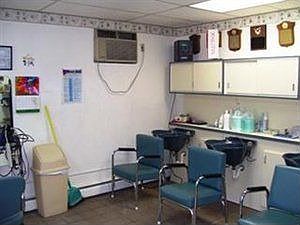 2nd image of 226 W Main St
