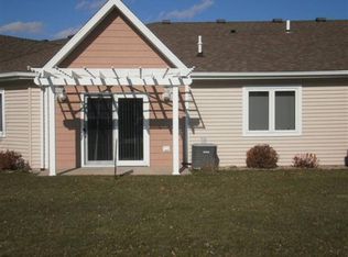 1501 3rd St SW APT 207, Waverly, IA 50677