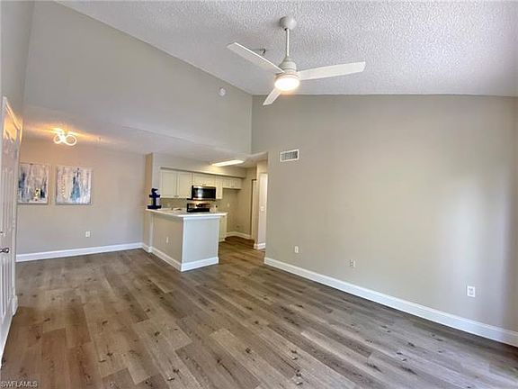 4th image of 1150 Wildwood Lakes Blvd APT 201