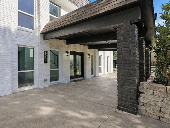 2nd image of 8002 Lichen Ln