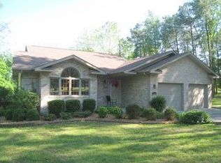 104 Woodland Trl, Anna, IL 62906