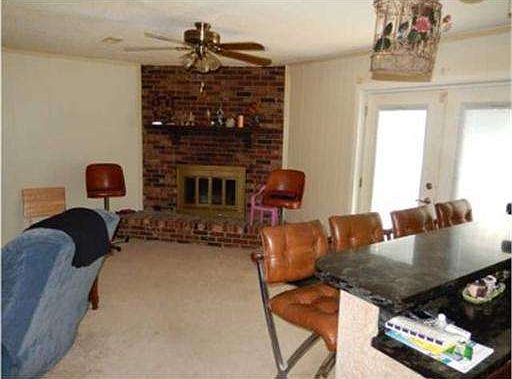 5th image of 6217 Glenridge Ln