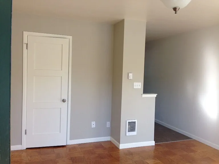 14th Ave Apartments — Photo 7
