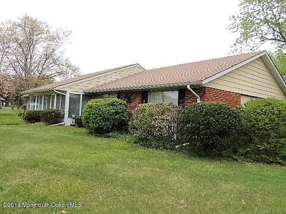 4th image of 323B Coventry Ct
