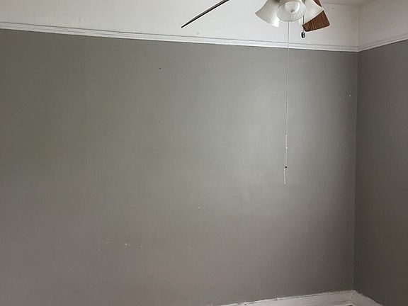 5th image of 4620 Clara St