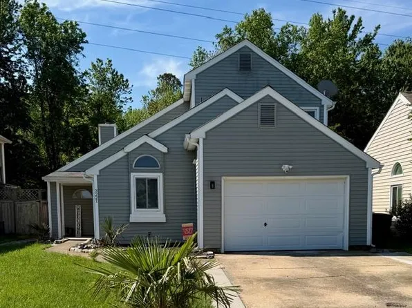 3221 Twinflower Ln, Virginia Beach, VA 23453