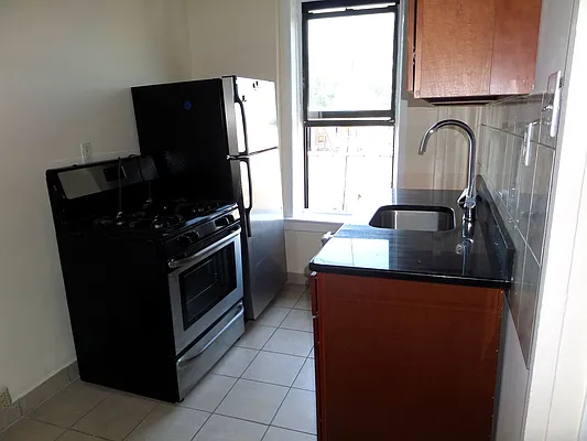 Rented by Vassiliou Group | media 23