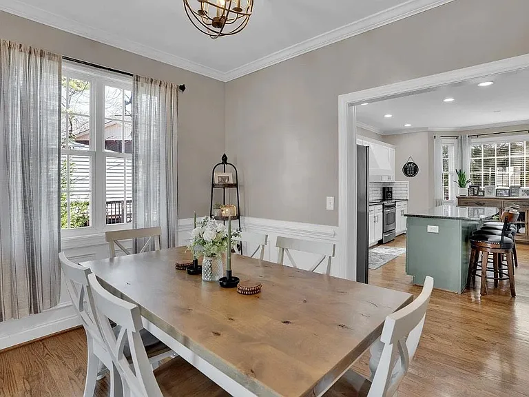 1005 Tarrytown Ln — Photo 7