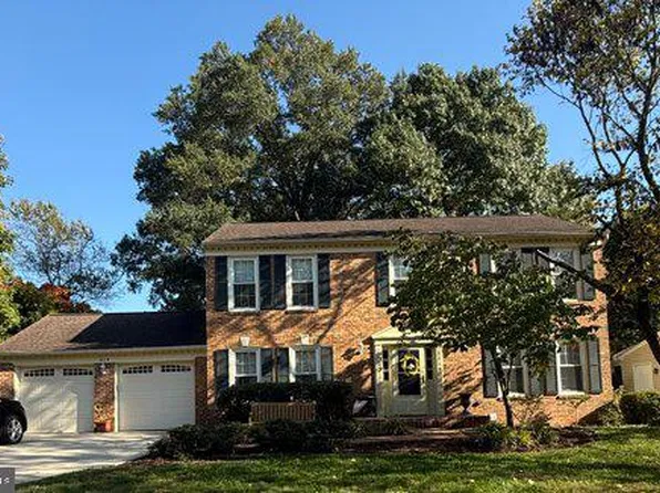 3119 Hannahs Pond Ln, Herndon, VA 20171