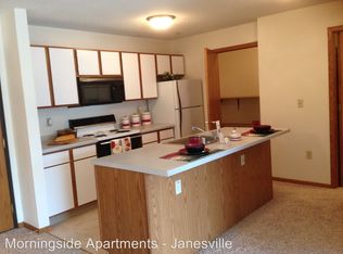 1707 Morningside Dr APT 203, Janesville, WI 53546