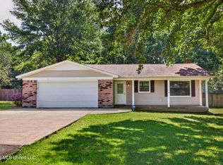 24404 Superior Dr, Lucedale, MS 39452