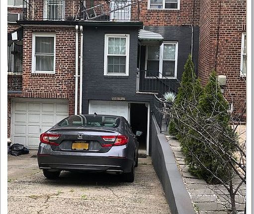 townhome front