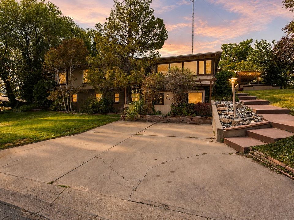 1st image of 412 Bookcliff Dr