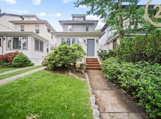 1427 E 27th St, Brooklyn, NY 11210