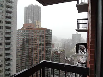 Rented by Royal Operation System