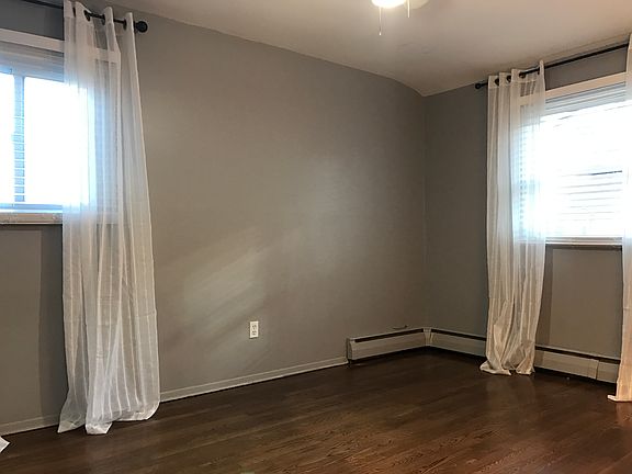 4th image of 17 Ramondo Ln
