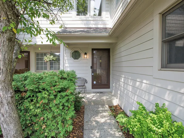 3356 Breckland Ct, Ann Arbor, MI 48108