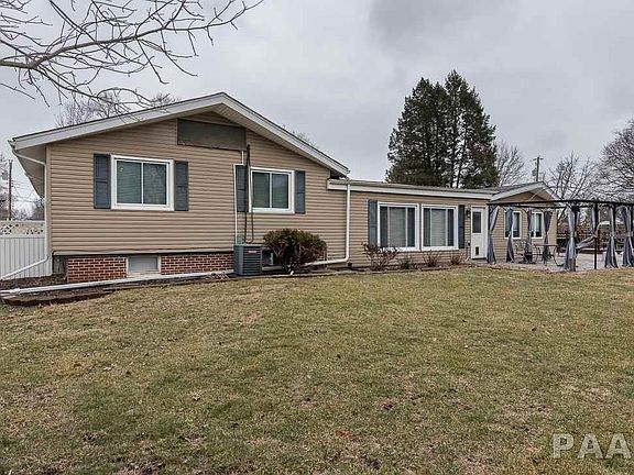 2nd image of 3328 Oxford Ln