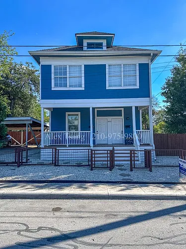 802 Montana St #2 Photo 1