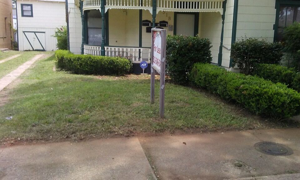 1st image of 518 N Sycamore St APT 1