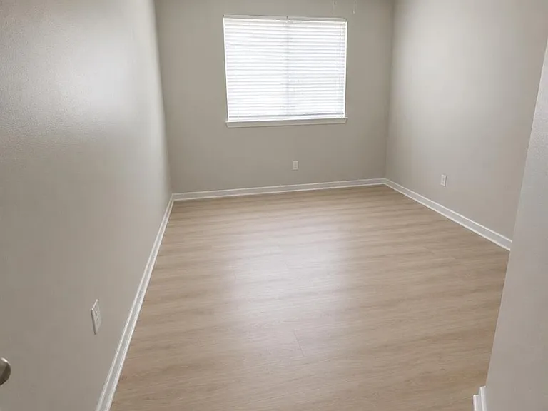 9825 Baywinds Dr #1302 — Photo 14