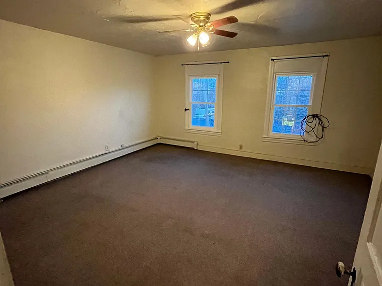 284 Cottage Hill Rd — Photo 12