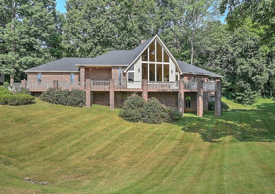 1st image of 3325 Bondwood Cir