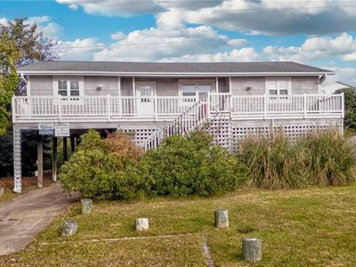 2244 Sandpiper Rd, Virginia Beach, VA, 23456