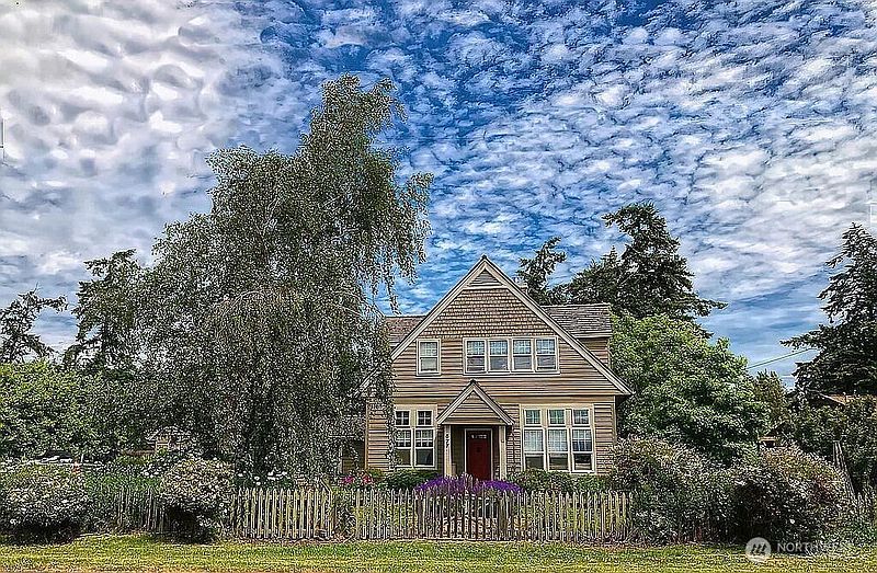 2nd image of 577 Scenic Heights Road