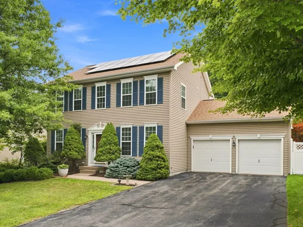 336 Hillandale Boulevard, Torrington, CT 06790