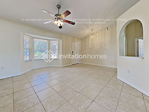 4th image of 11625 Lakeview Dr