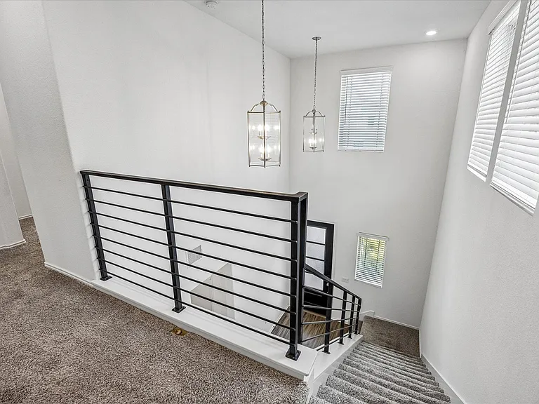 10303 Buster Dr — Photo 21