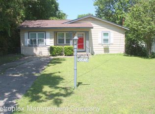 7838 Longfield Dr, White Settlement, TX 76108