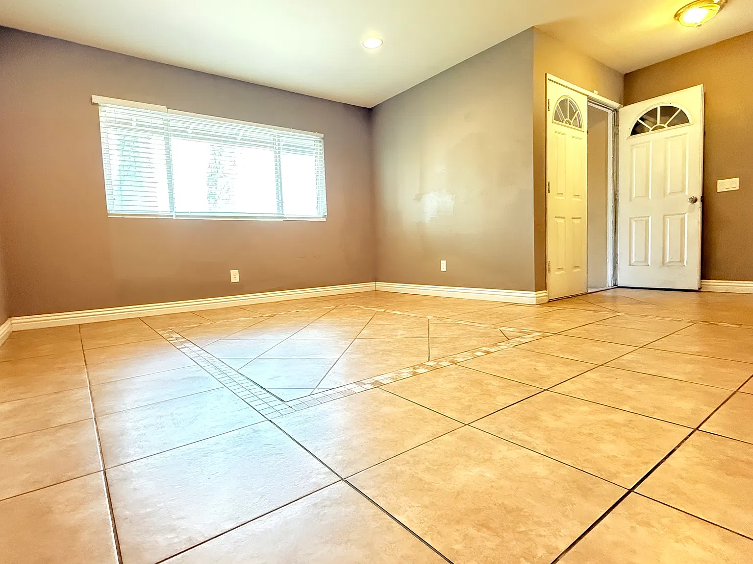 4 bed, 1524 sqft, $3,500 — Photo 4