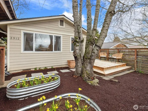 3912 S Findlay Street, Seattle, WA 98118