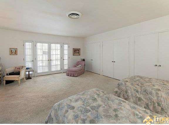 5th image of 3958 Dixie Canyon Ave
