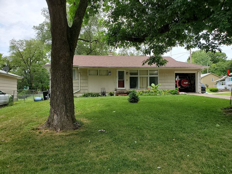 1st image of 436 N 81st Ter