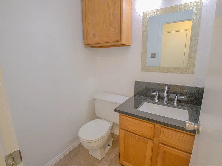 3634 Dexter Ave — Photo 7